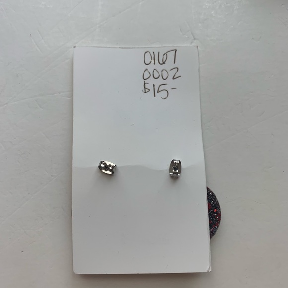 Red/silver resin glitter dangle earrings (1636) - Picture 2 of 2